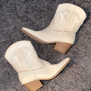 Women's Cream Western Ankle Boots